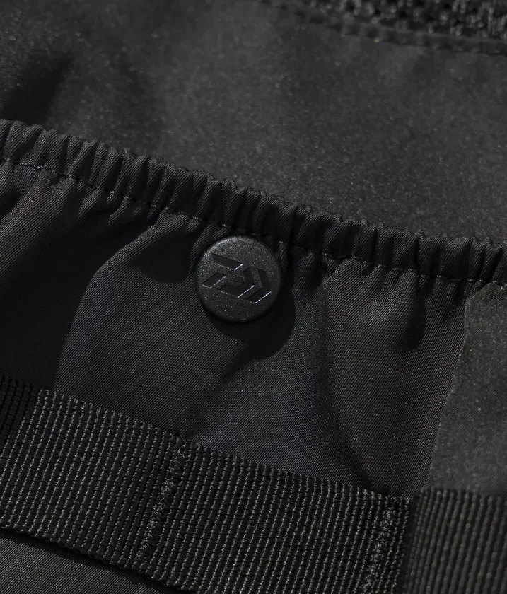 DAIWAロゴ入りボタン