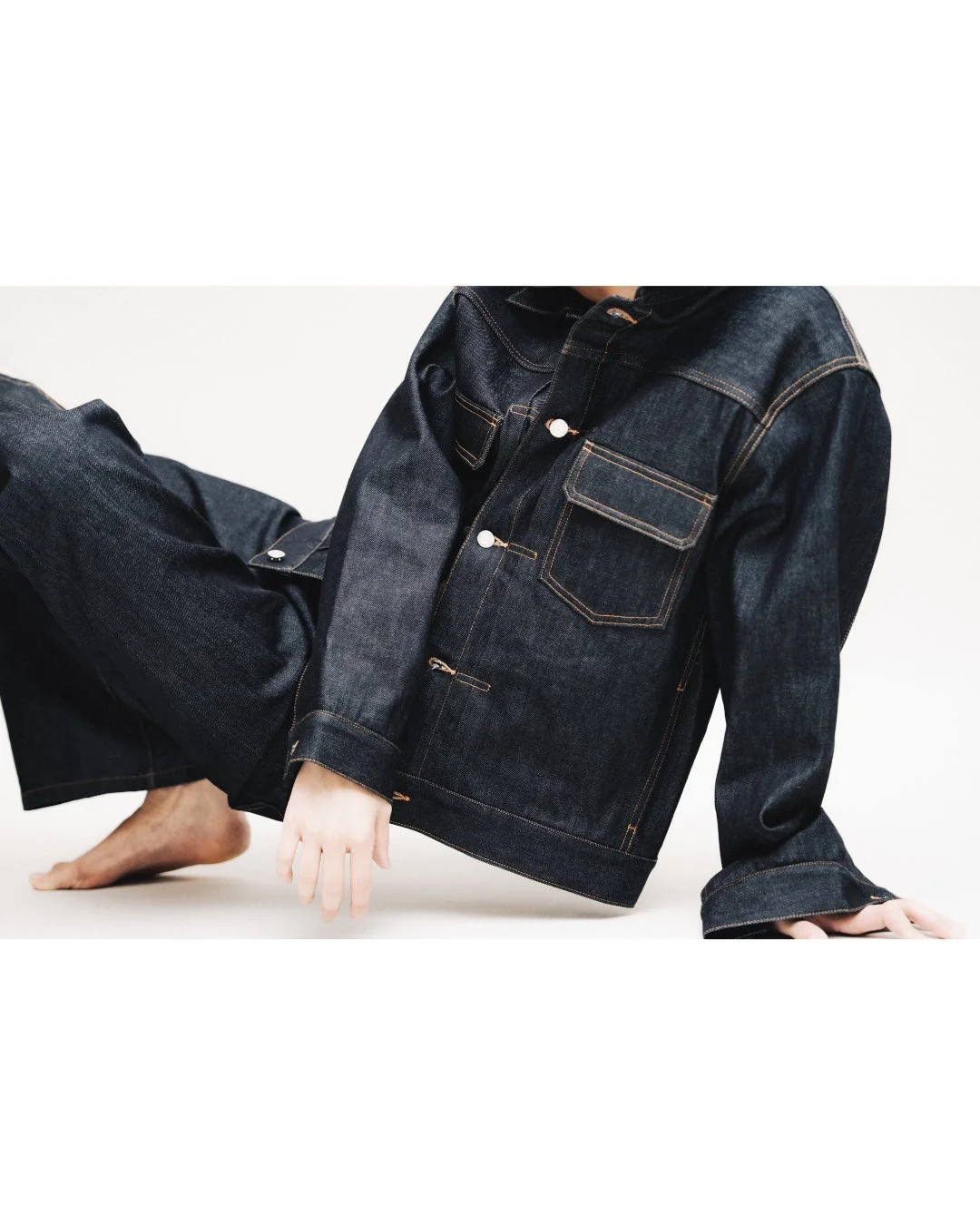 A.P.C. 別注デニムの着こなし