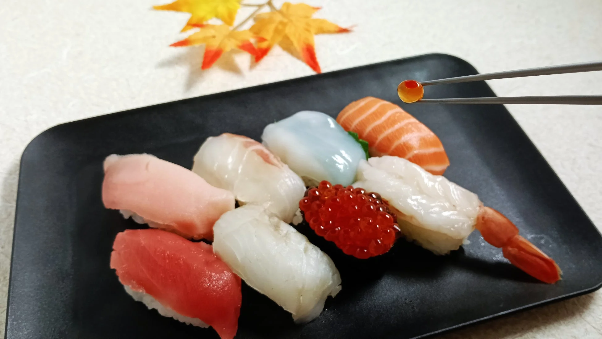 色とりどりの握り寿司のセット