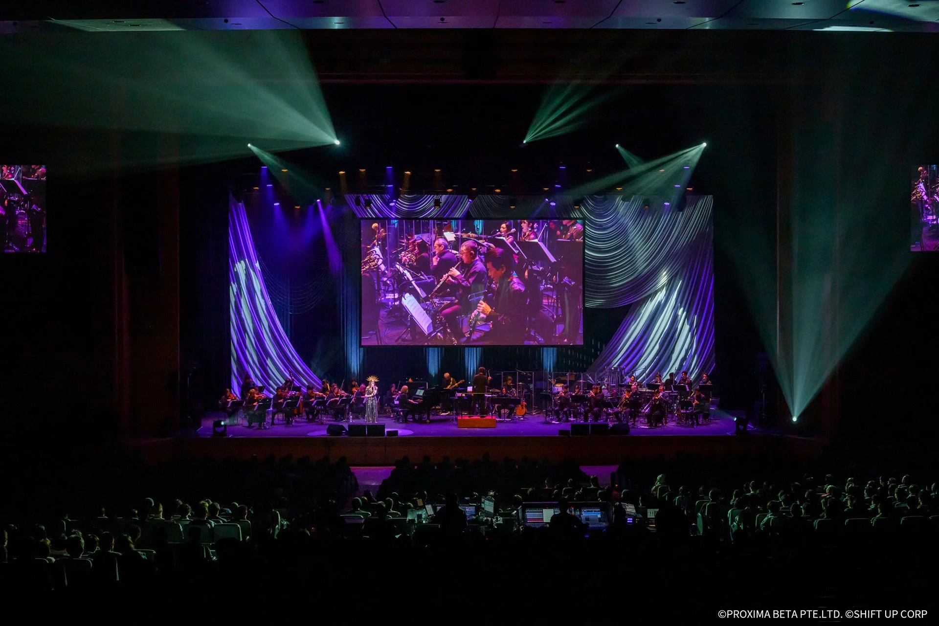 客席から見たオーケストラコンサートのステージ