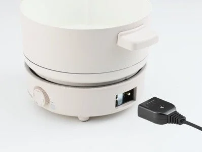 マグネット式電源コード