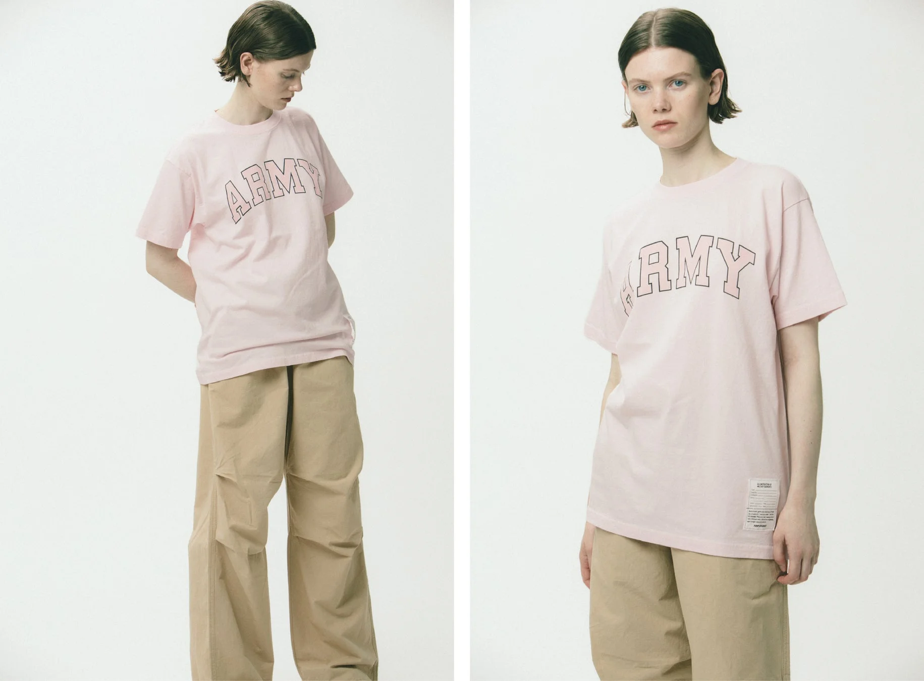 ARMYロゴTシャツとベージュワイドパンツの女性モデル