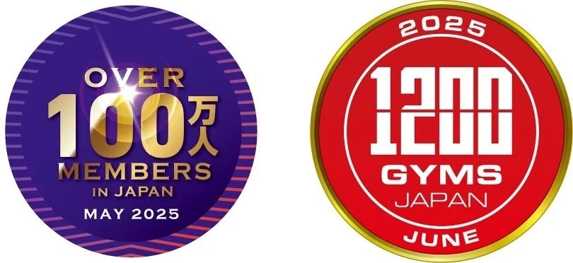 2025年5月までに日本国内で会員数100万人を突破すること、および2025年6月までに日本国内で1200店舗のジムを展開するという目標を示すバッジ