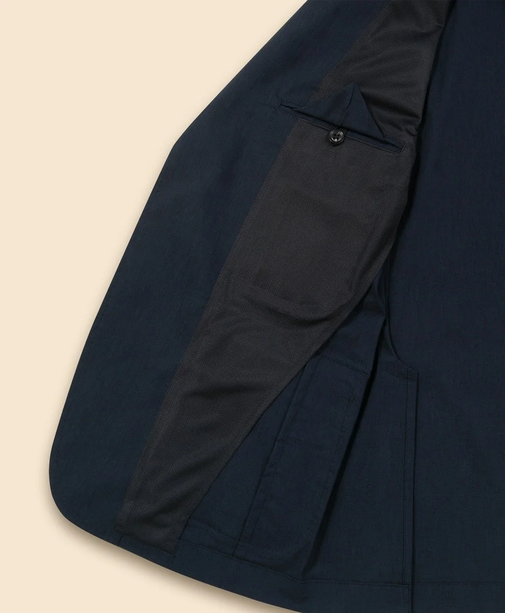 ジャケット内側・内ポケット