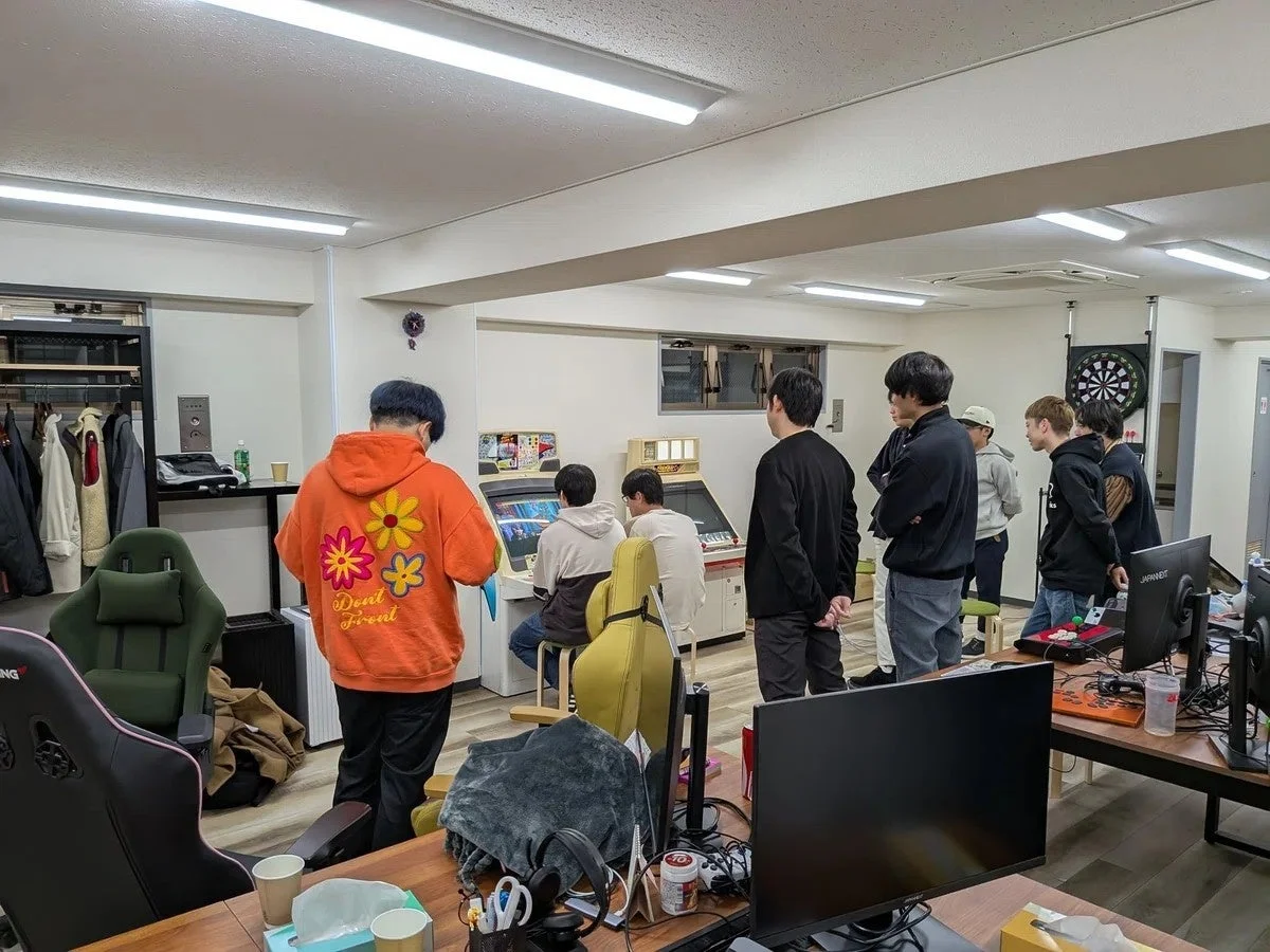 ゲームセンターのようなオフィス